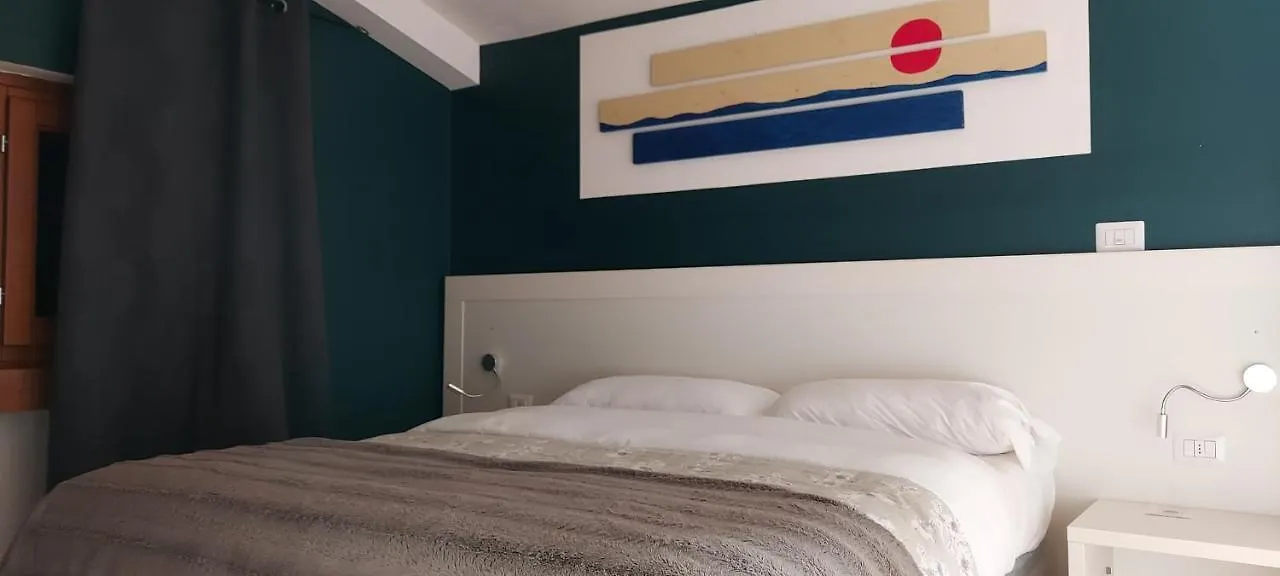 Casa Lady Acomodação com café da manhã Garda  Alojamento de Acomodação e Pequeno-almoço