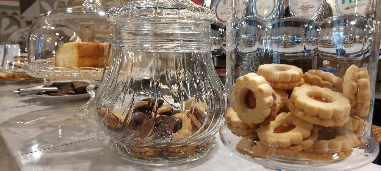 Alojamento de Acomodação e Pequeno-almoço Casa Lady Acomodação com café da manhã Garda