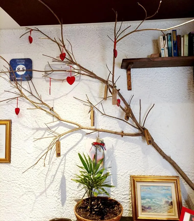 Casa Lady Acomodação com café da manhã Garda  0*, Garda (Verona)