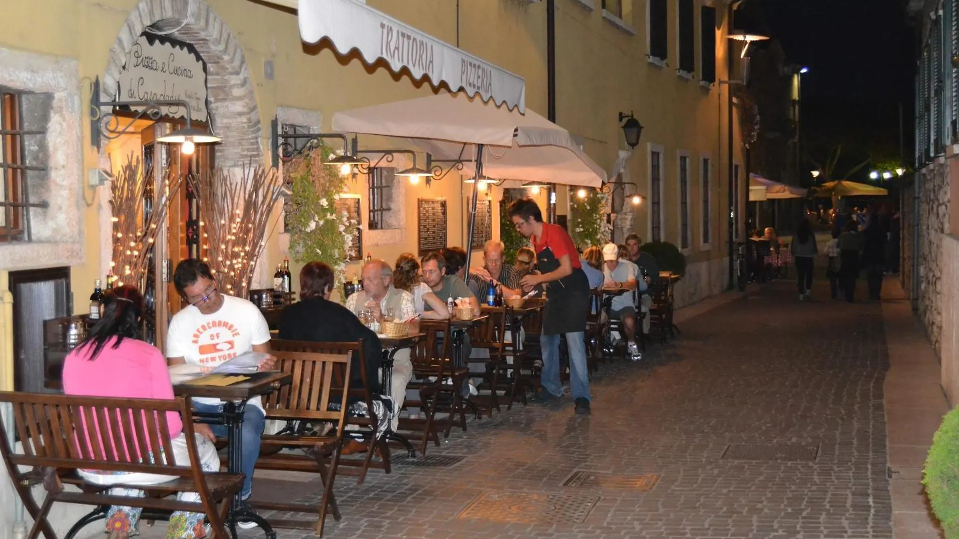 Casa Lady Bed & Breakfast Garda  Italy
