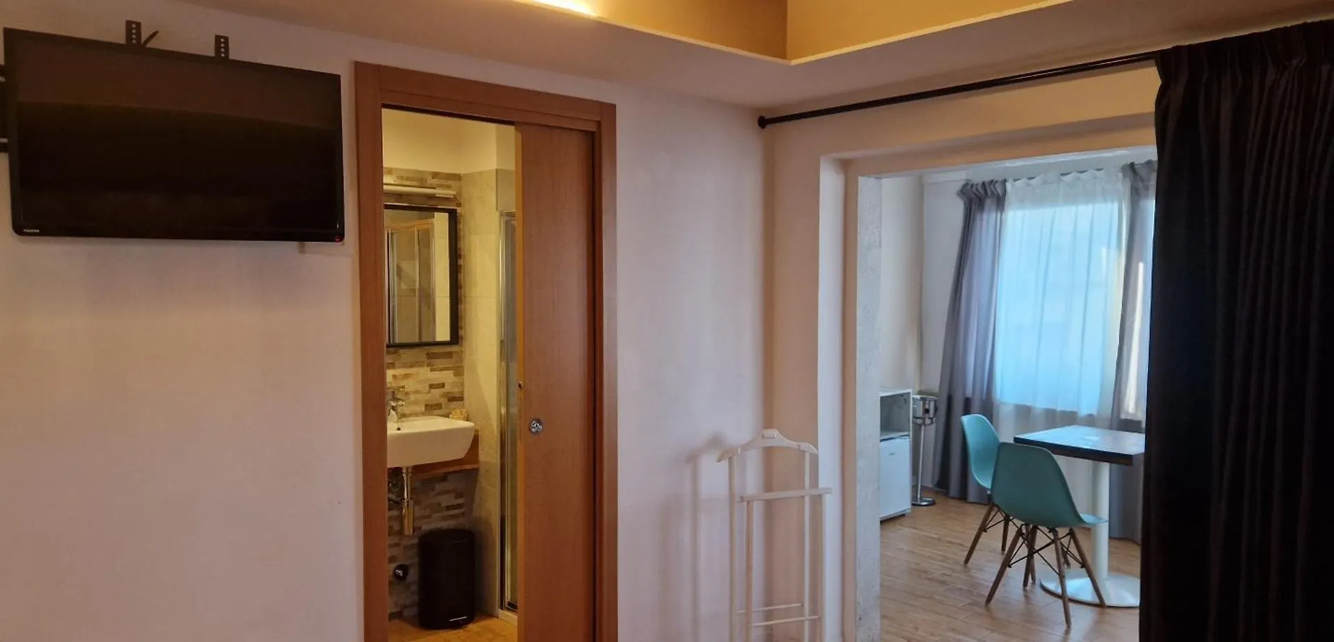 Casa Lady Acomodação com café da manhã Garda  Alojamento de Acomodação e Pequeno-almoço