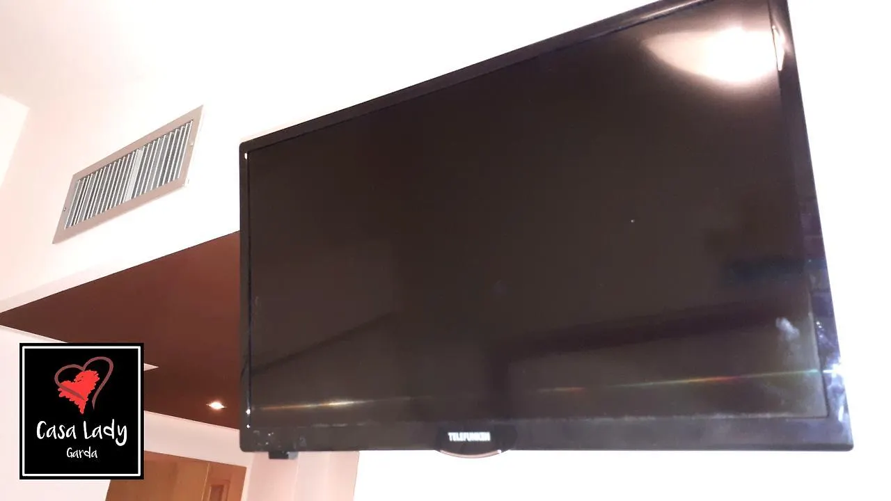 Casa Lady Acomodação com café da manhã Garda  Alojamento de Acomodação e Pequeno-almoço