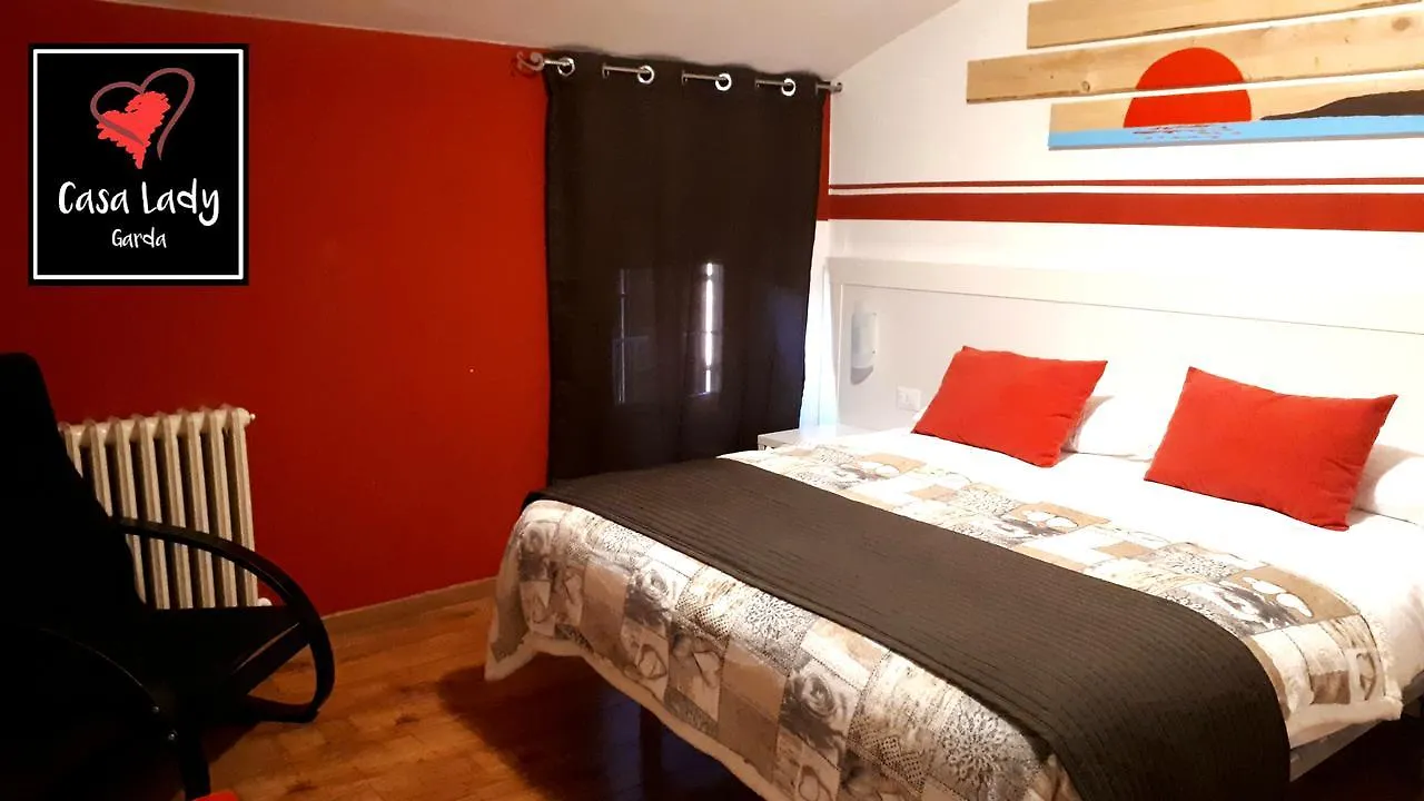 Casa Lady Acomodação com café da manhã Garda  Garda (Verona)