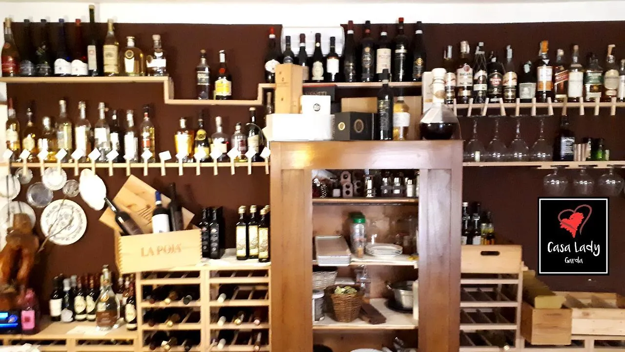 Casa Lady Acomodação com café da manhã Garda