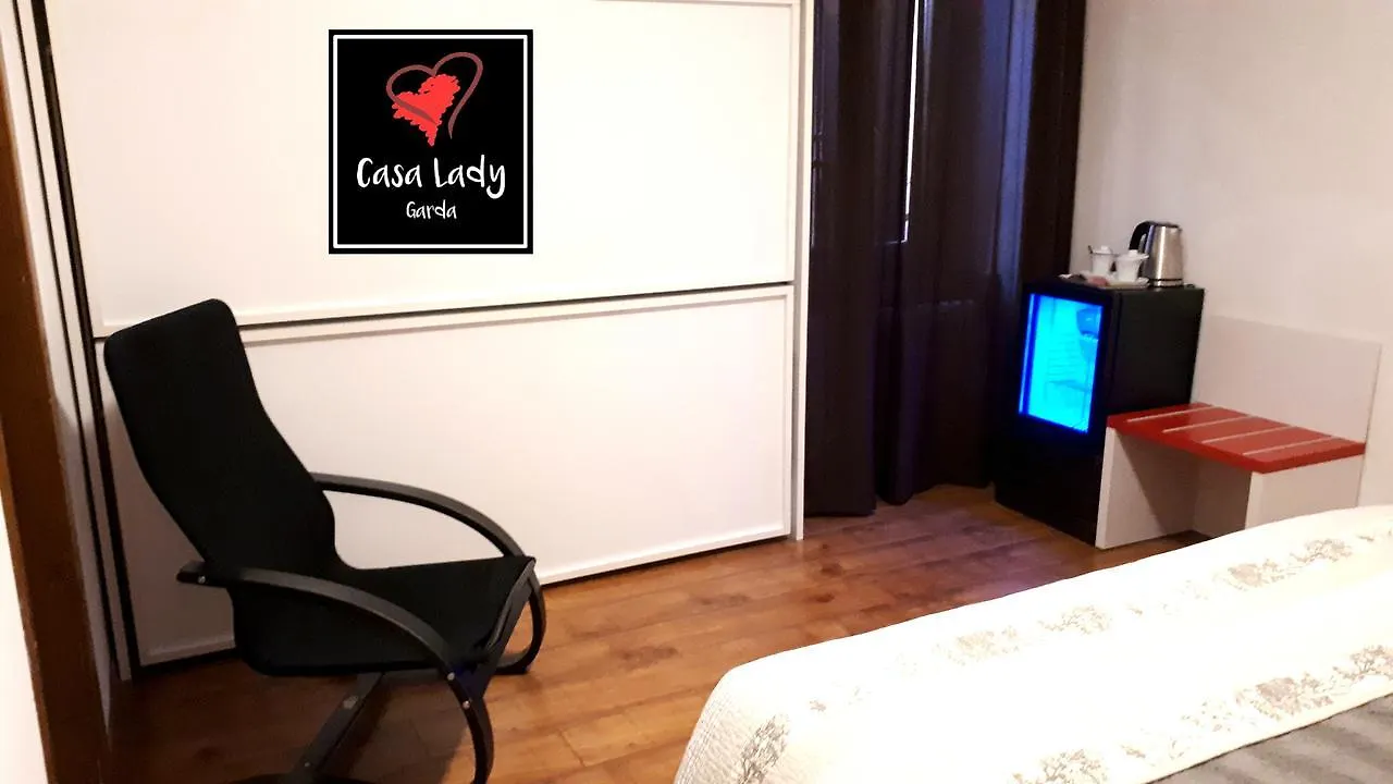 Casa Lady Acomodação com café da manhã Garda  Garda (Verona)